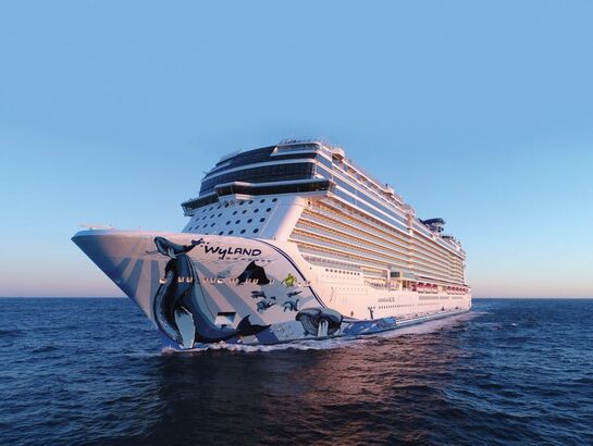 NCL Bliss, hull art, Norwegian Cruise Lines